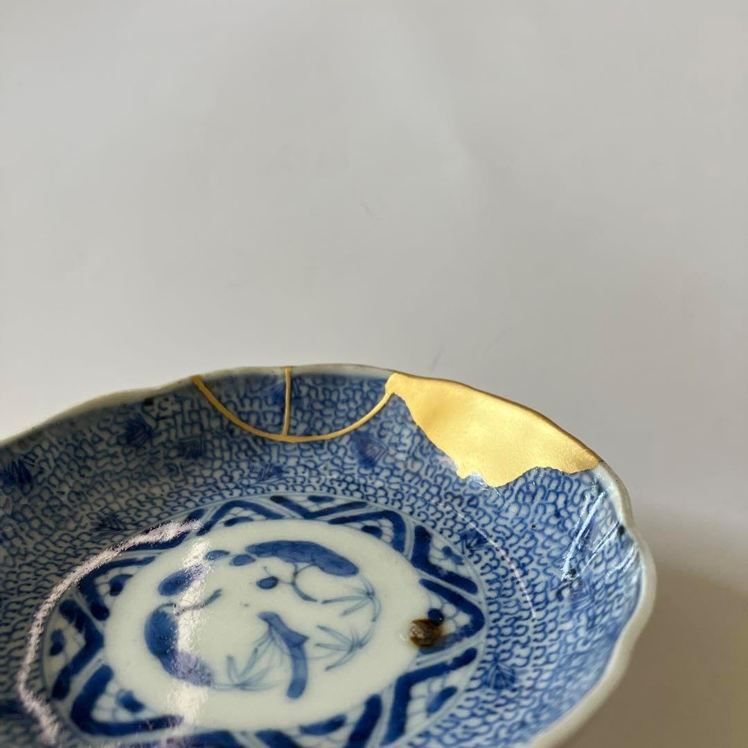 金継ぎ済み 染付微塵唐草 豆皿 手塩皿 伊万里 古伊万里 Kintsugi 金継 金継ぎ済み 染付微塵唐草 豆皿 手塩皿 伊万里 古伊万里 Kintsugi