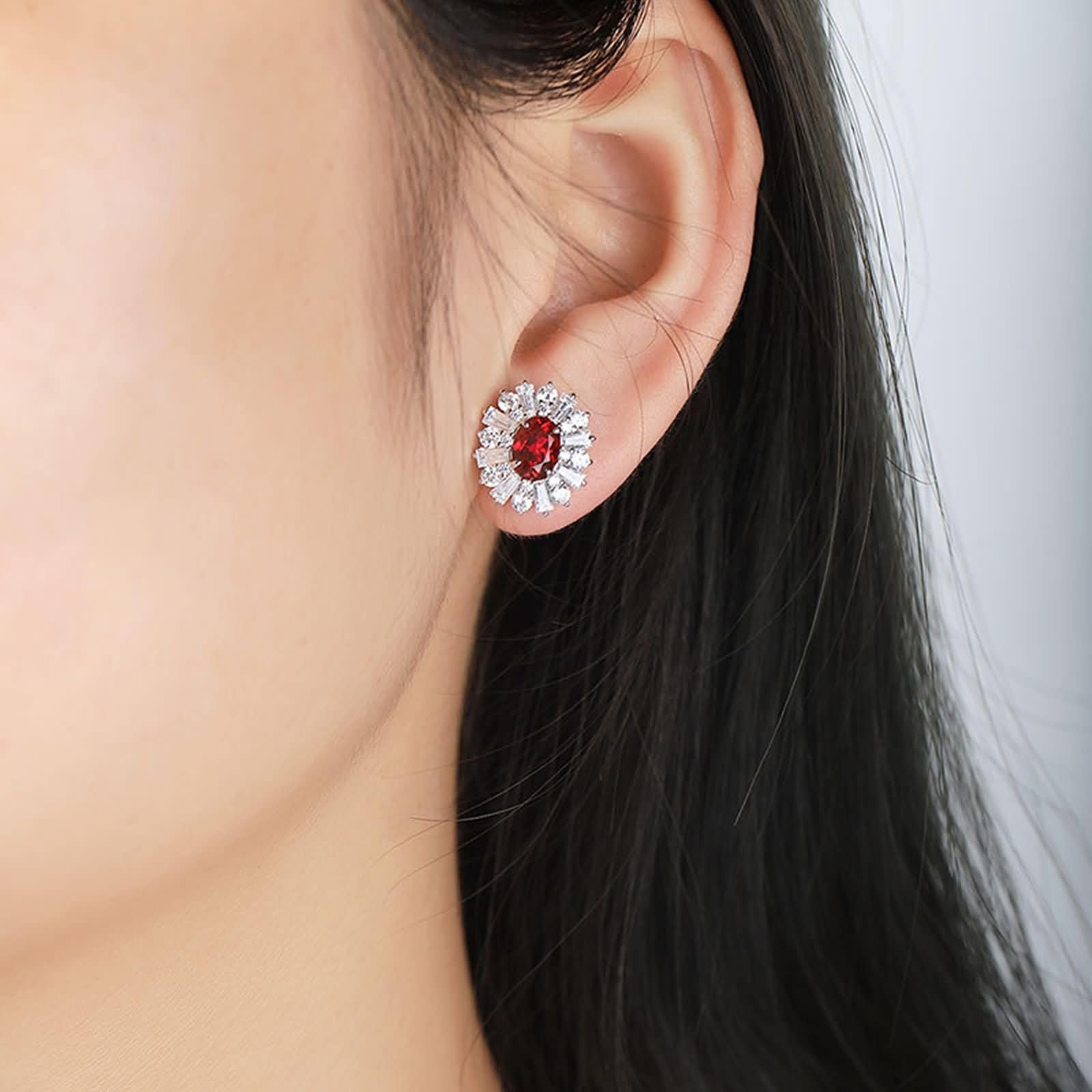 Ohrringe Hochzeit Damen 9K / 14K / 18 K Weißgold, 5x7MM Oval mit Erstellter Rubin 3,81 Karat und Moissanit, Hochzeit Damen Ohrringe Silber Rot