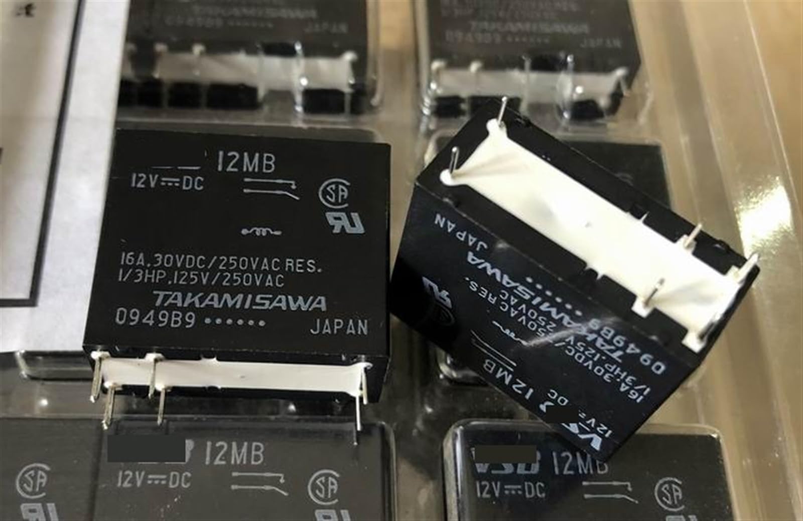 Relé VSB12MB G2R-1A-6P con bobina de 12V y conmutación de potencia de 16A 3