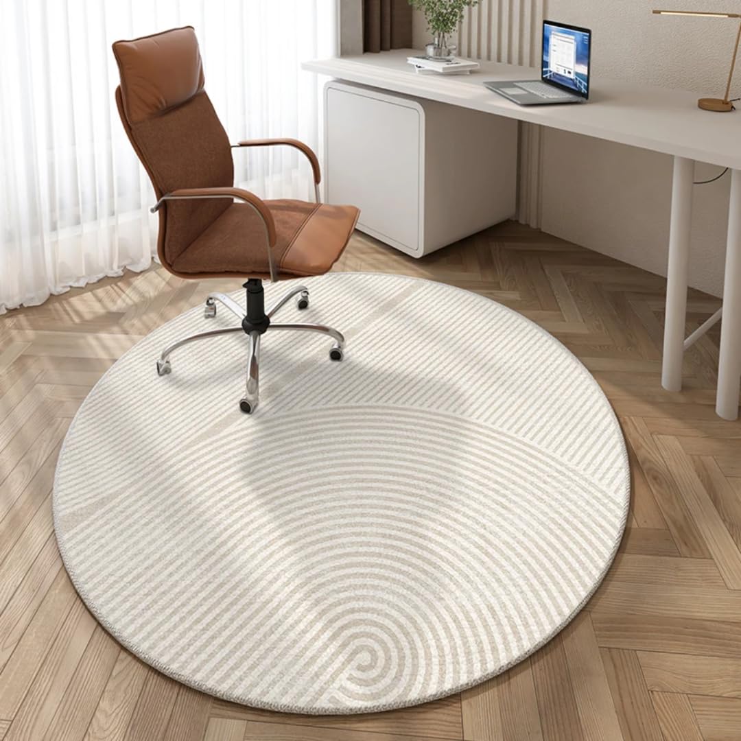 Tapis rond de salon rayé pour un coin lecture douillet et chaleureux