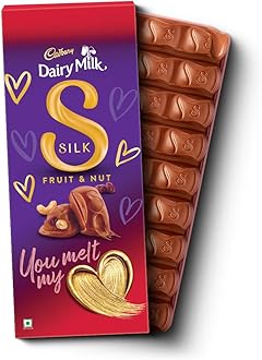 Cadbury Dairy Milk Silk Fruit and Nut Valentine's Gift Pack Chocolate Bar, 129 g