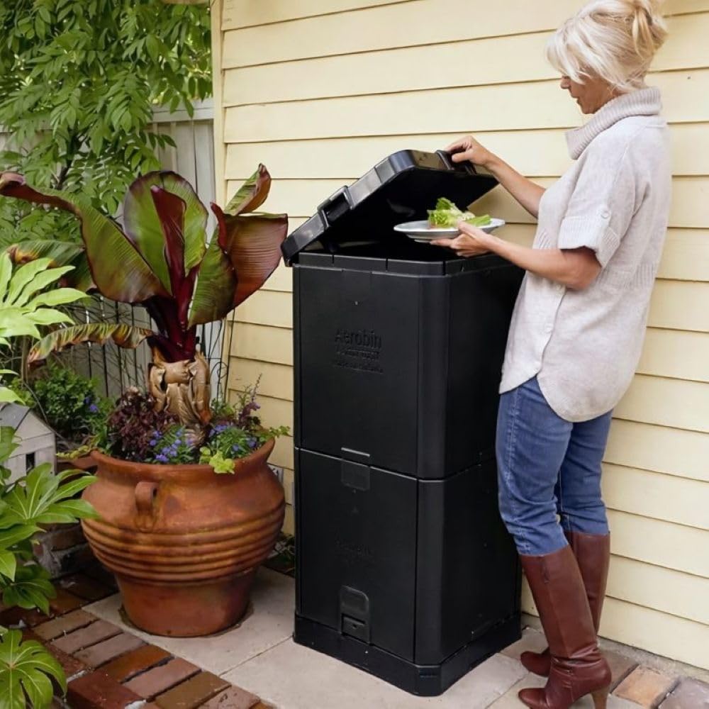 Aerobin Bac à Compost 200L – Composteur Rapide de 3 Mois – sans Odeur pour Les Déchets de Cuisine, Les Déchets de Jardin et Les Restes Alimentaires – Plastique Recyclé Résistant aux UV – Noir