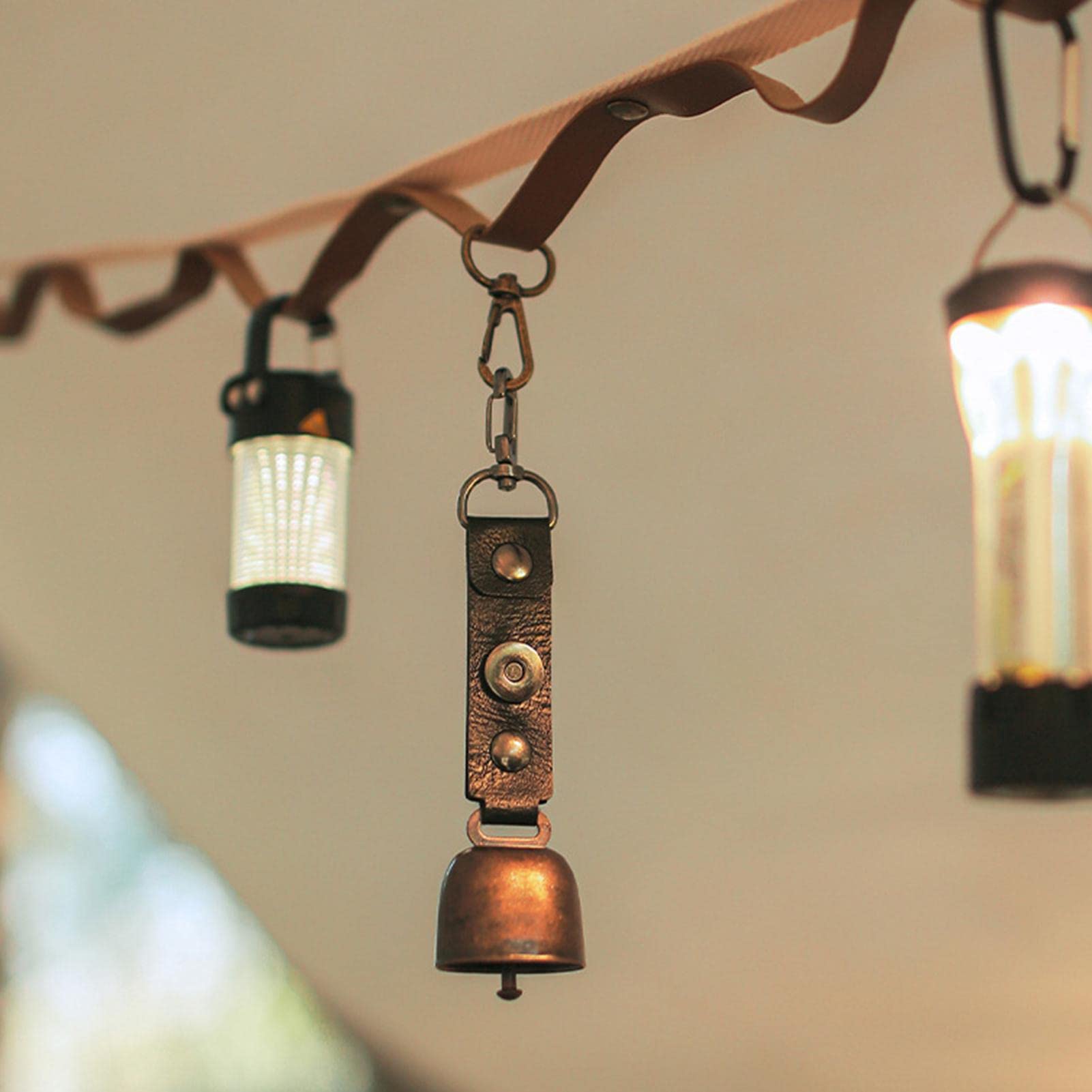 Laute Bärenglocke Für Outdoor - Mit Magnetischem Schalldämpfer & Lederband