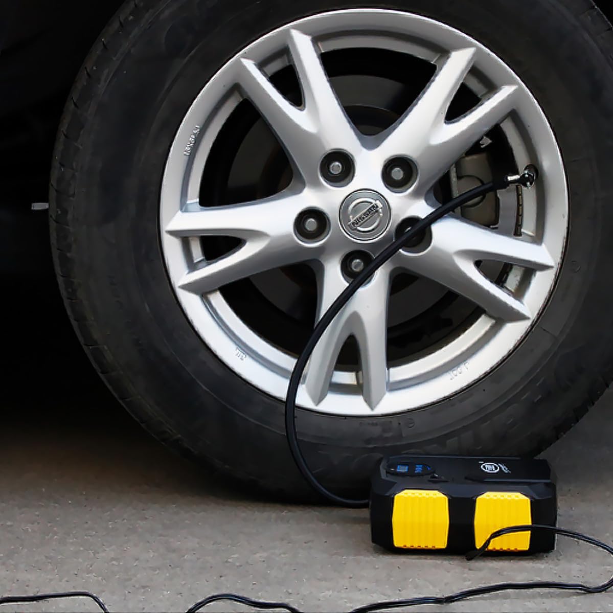 Gonfleur de Pneus Portable Numérique 2000mah pour Moto et Voiture