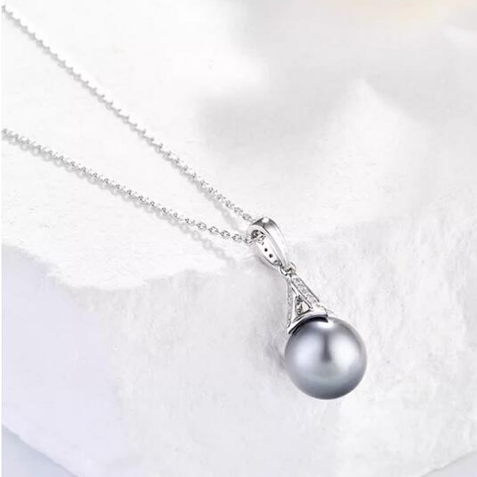 Chaîne en or blanc 18 carats avec pendentif en perle grise élégante de 8 à 9 mm avec diamant 0,06 carat, pour femme, Au750, véritable bijou personnalisé