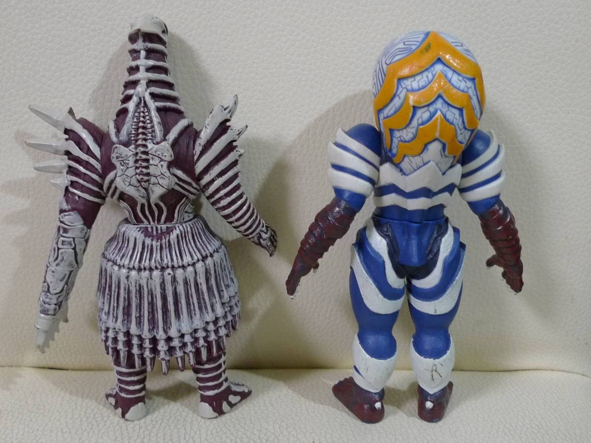 ウルトラマン　怪獣　ミニソフビ　フィギュアまとめ売り38体　ジャミラ　ガッツ星人 ウルトラマン 怪獣 ミニソフビ フィギュアまとめ売り38体