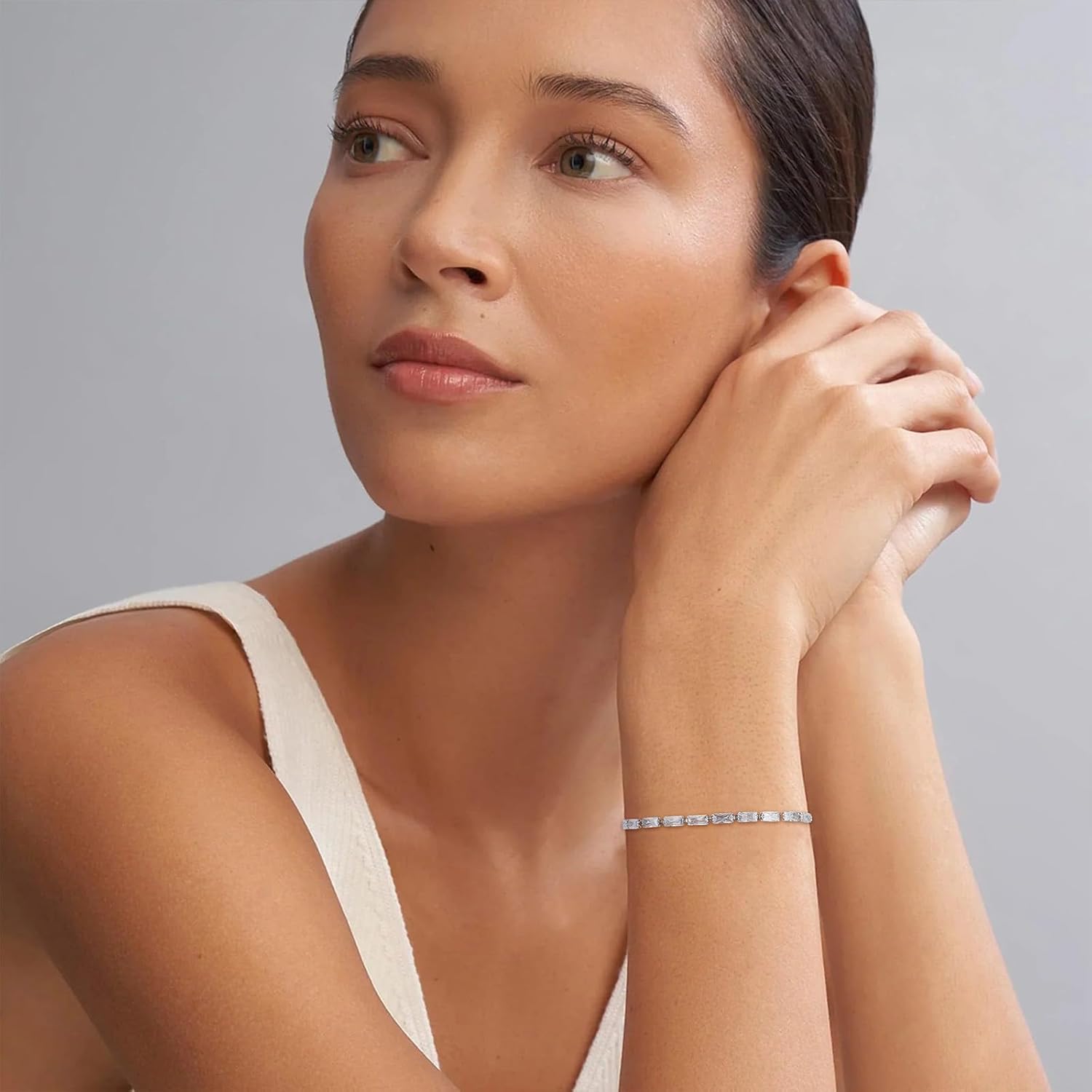 HZMAN Silver Tennis Bracelet, Adjustable Bracelet Made of 37 Pieces Artificial Crystals for Women - Image 3