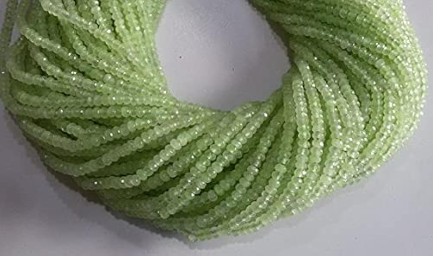 Perles préhnite calcédoine facettées sans défaut pour création bijoux durables