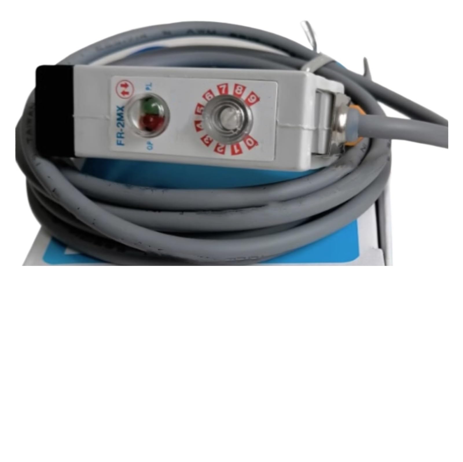 Sensor de interruptor fotoeléctrico FR-2MX soluciona fallos de conteo por reflejos y luz ambiental