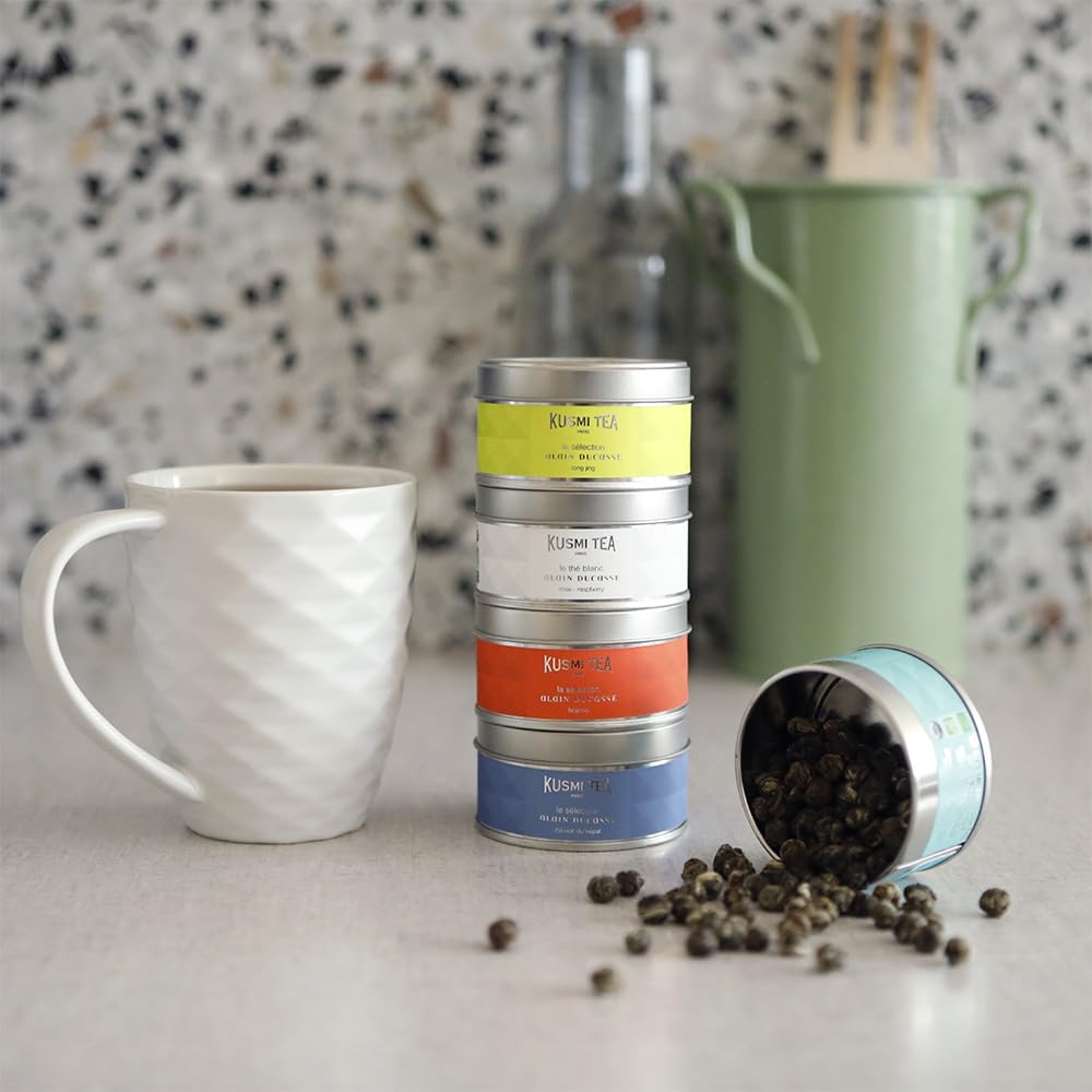 Kusmi Tea - Surtido de Té para Regalo Alain Ducasse y Colador Té - 100% Orgánico - Pack de Regalo para Mujer u Hombre - Hojas Sueltas - 5 Variedades en Latas de 25 g