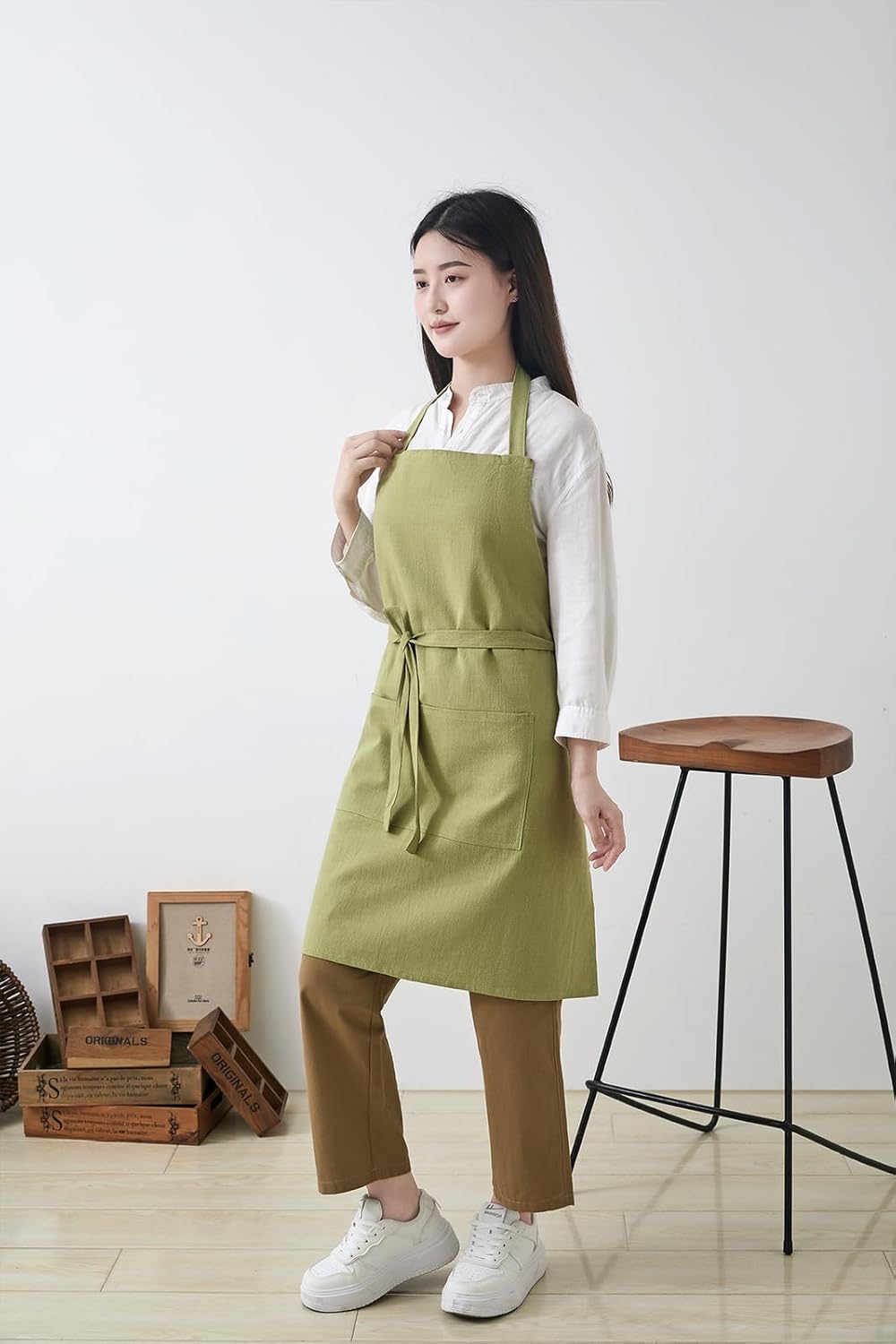 Cotton Linen Apron for Women - Adjustable Casual Apron with Pocktes, Great for Florist, Coffee House and Kitchen - Image 3
