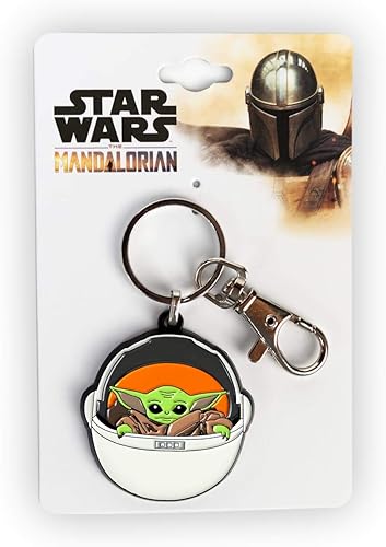 Star Wars The Mandalorian The Child Collector - Llavero con colgante de esmalte coleccionable oficial de Star Wars, Baby Yoda en carruaje, mide 1.5