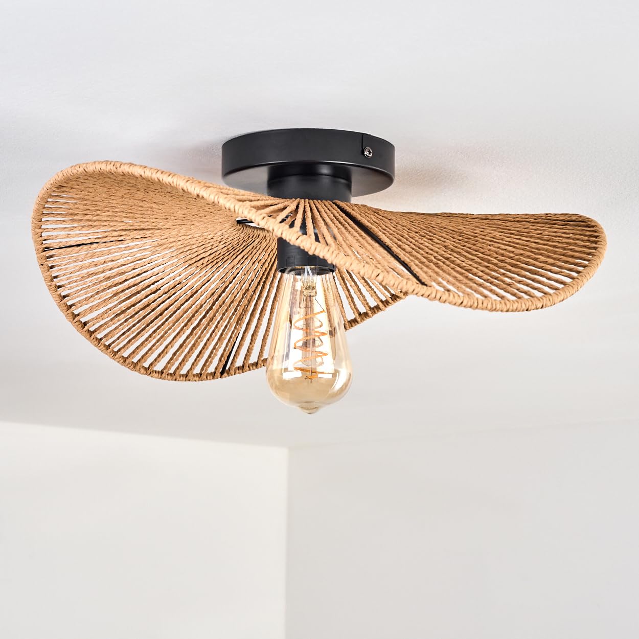 HOFSTEIN Elsa lampa sufitowa, lampa sufitowa wykonana z metalowej/papierowej siatki w kolorach czarnym/naturalnym, stylu boho z efektem świetlnym na suficie, E27, jadalnia, salon, sypialnia