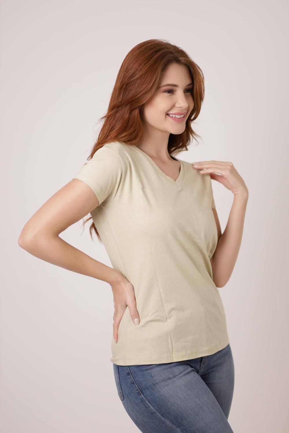 Blusa Blusinha Feminina Algodão Gola V em promoção! Veja a oferta e mais achadinhos de Blusas 4 Hoje é o melhor dia para comprar Blusa Blusinha Feminina Algodão Gola V com aquele preço maroto! Promoção! Aproveite a oferta! 4