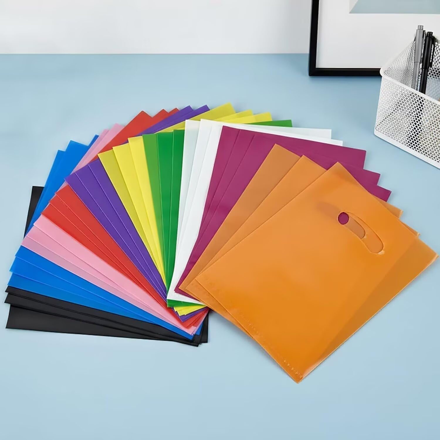 30 PCS Plastic Gift Bags 6 x 8 Inch Party Favor Pouches Bulk with Handle for Birthday Thanksgiving Christmas Halloween 10 Colors Blue Black Pink Yellow White Green Red Purple Orange Rose Pink