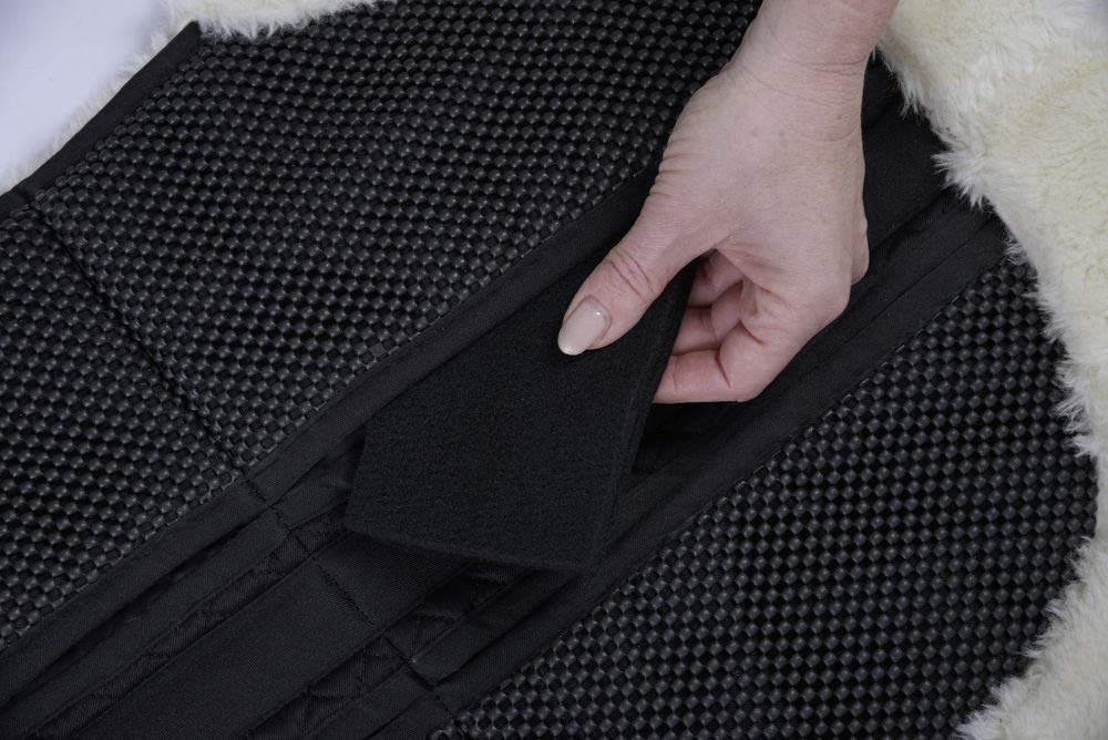 Coussin de selle correcteur antidérapant en fausse fourrure Noir
