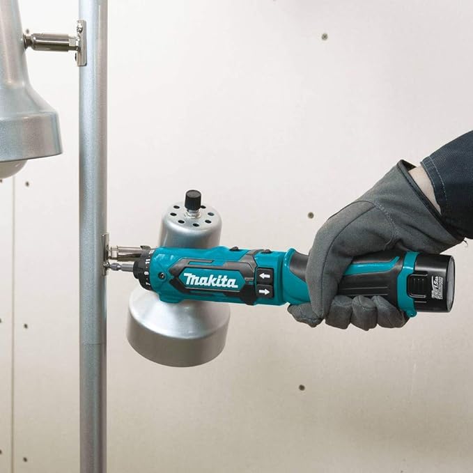 Makita DF012DSE 7.2V Taladro Atornillador Inalámbrico con Estuche (Reacondicionado) miniatura 7