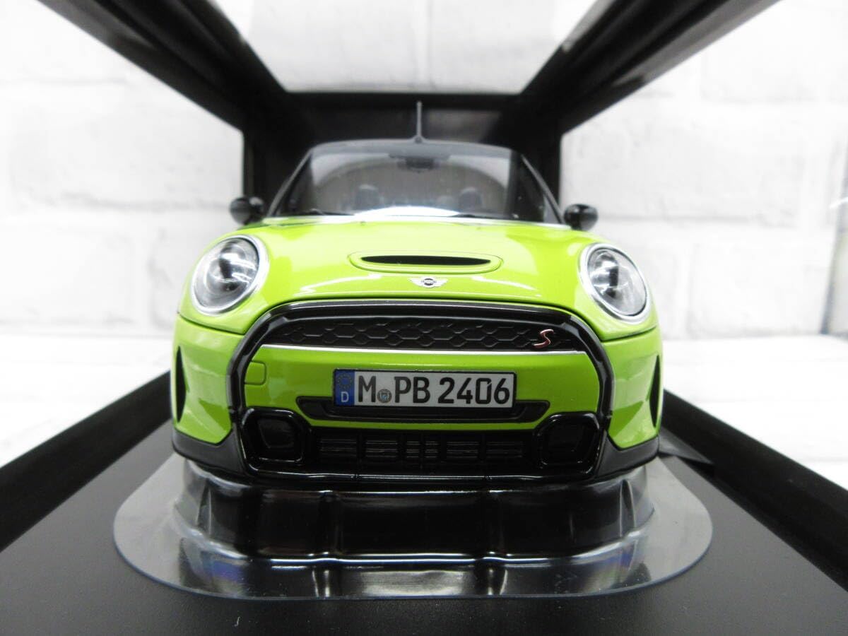 1/18 ミニクーパー　カブリオレ 1/18 ミニクーパー カブリオレ