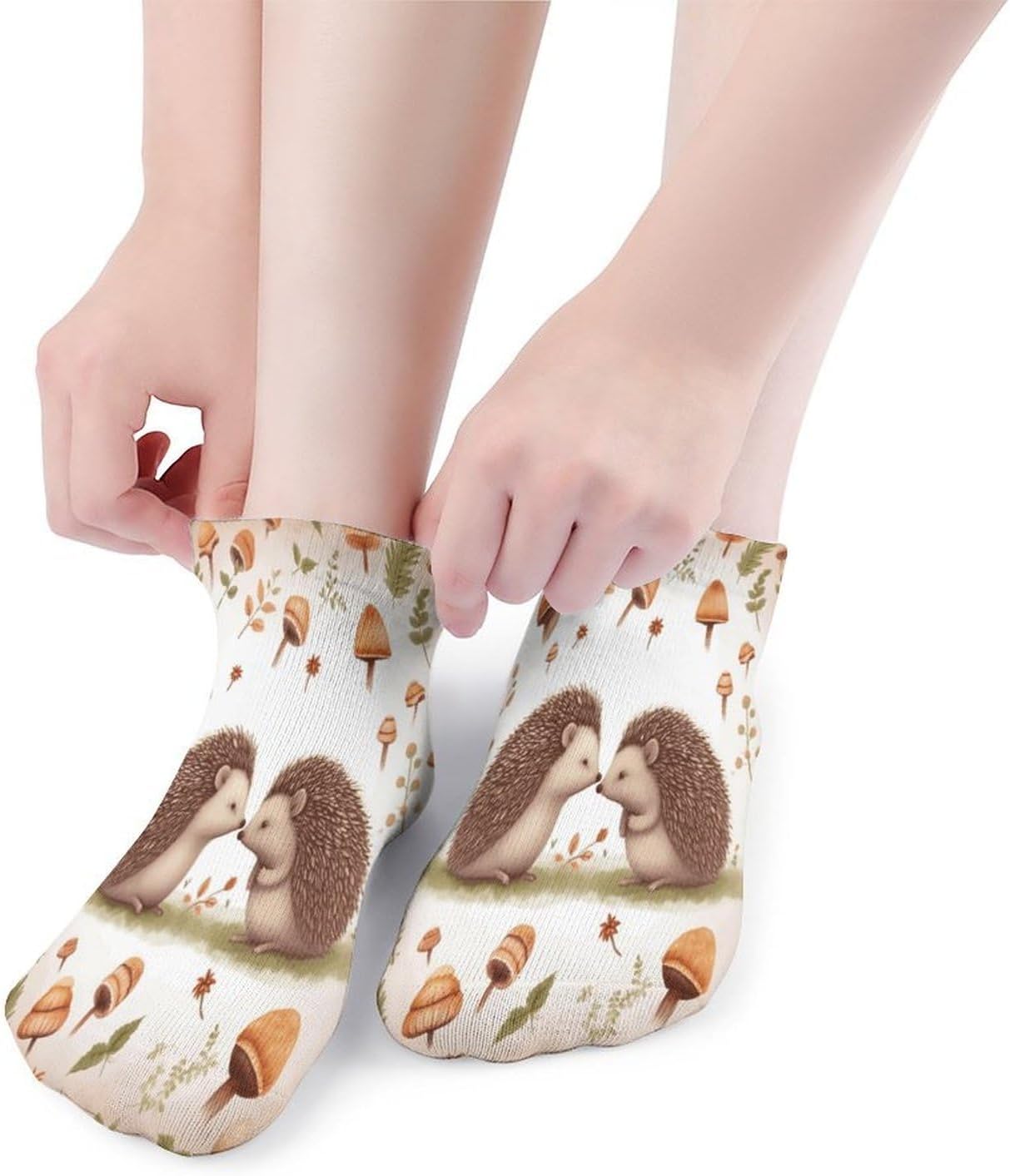 Nature Lovely Hedgehog Lovers Ankle Socks for Men Women 5 Pairs | Comfortable Casual Low Cut Socks, Lightweight No Show Breathable Athletic Socks, Soft Mini Crew Socks for All Seasons