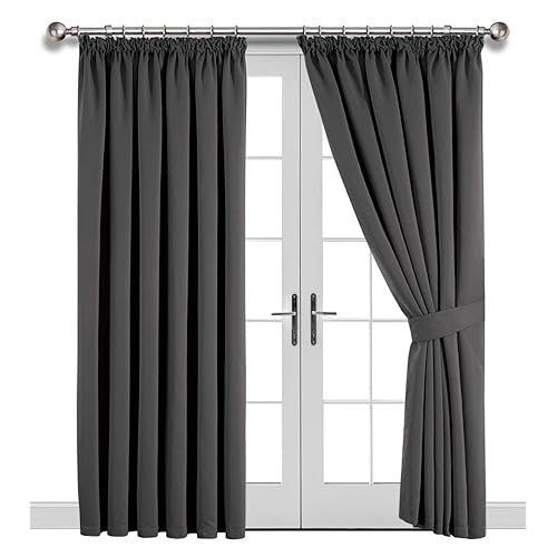 Blackout Pencil Pleat Curtains Amazon Co Uk
