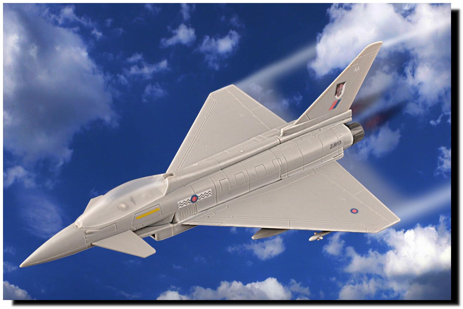 トランペッター 1/32 EF-2000B ユーロファイター タイフーン 複座型 プラモデル 2mvetro Amazon.com: Trumpeter EF-2000B Eurofighter Typhoon Model Kit