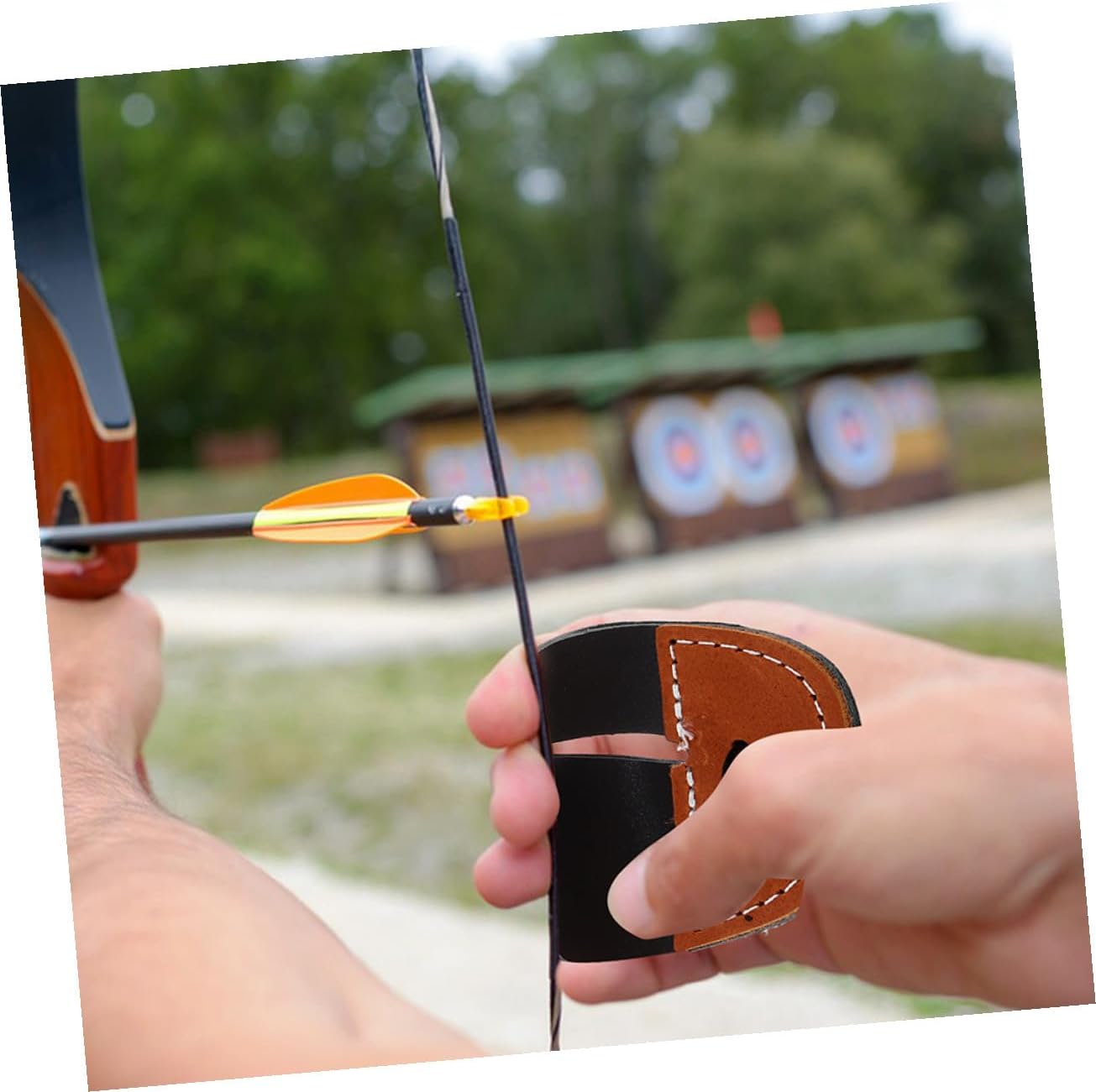 2pcs Double-Layer Leather Archery Finger Guard Portable Anti-Skid Finger Tabs Full Protection in Target Practice and Bow Hunting
