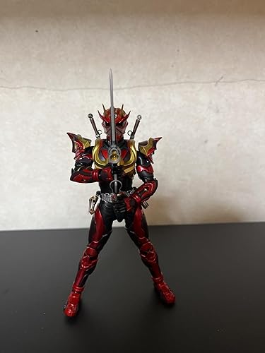 Amazon.co.jp: S.H.Figuarts(真骨彫製法) 仮面ライダー装甲響鬼