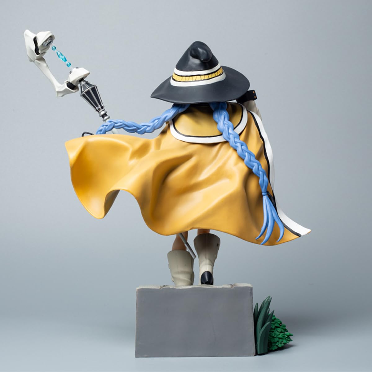 Amazon.com: RZAHUAHU Mushoku Tensei Anime Roxy Migurdia Figure 1/7