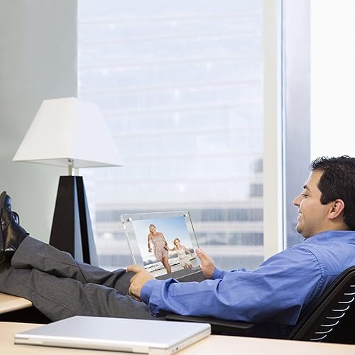 Miniatura 4 de NIUBEE Marco de fotos acrílico transparente de 5 x 7 pulgadas, pantalla de fotos de plexiglás biselado sin marco con soporte