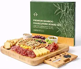 Kit de Tábuas de queijo e frios Bambu, petisqueira, facas, molheira de porcelana. Conjunto de tábuas de bambu premium, ideal para presentes. Petisqueira para frutas, azeitonas, queijos | HYATTO HOME