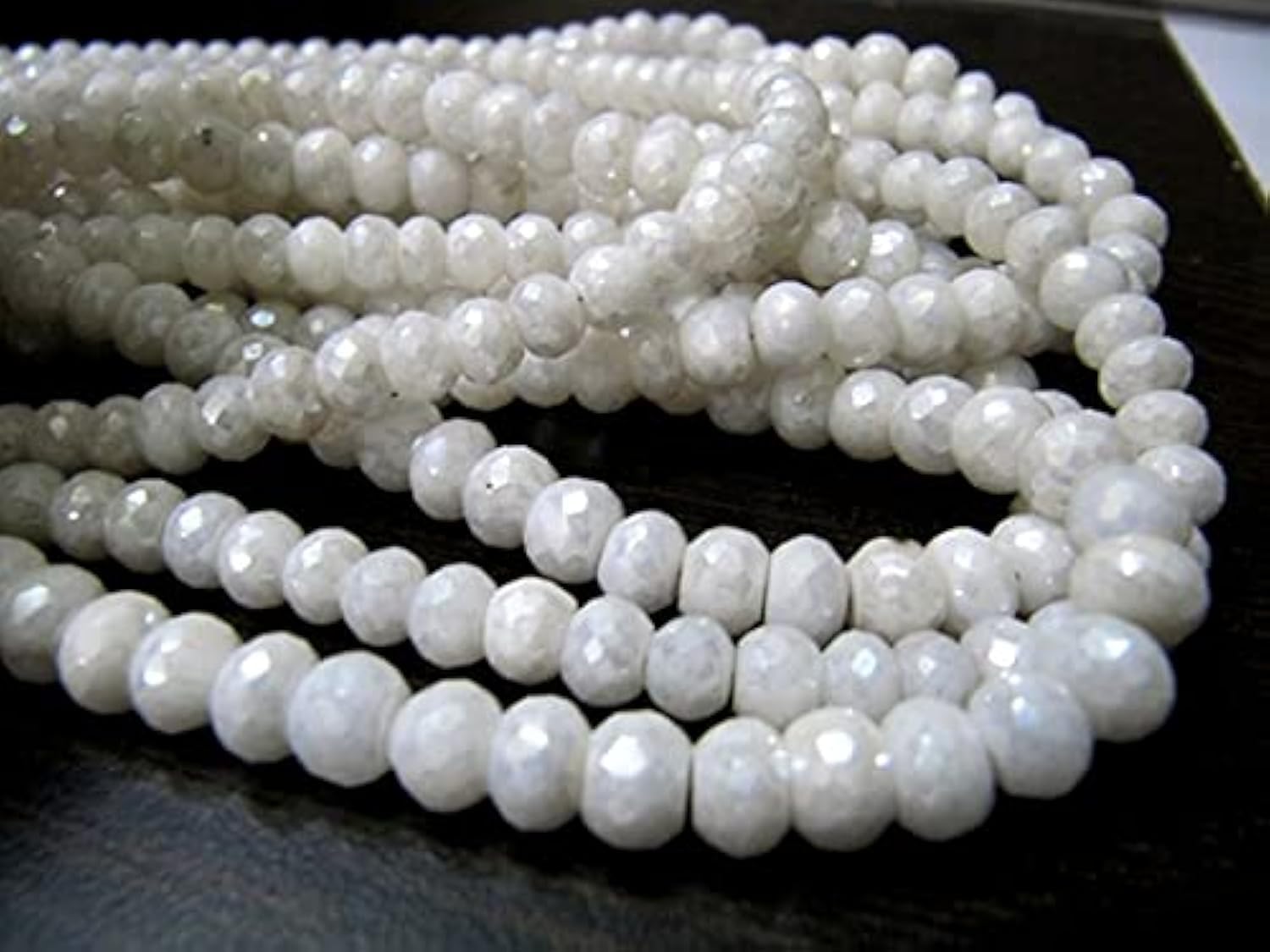 Perles Silverite en chalcédoine contre les bijoux ternes avec rondelles facettées argentées 8mm
