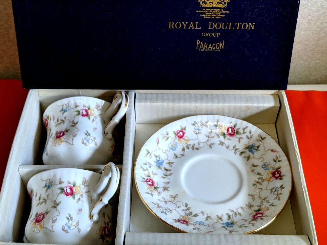 専用 イギリス パラゴン 1950年代 コ—ヒ—カップ＆ソ—サ—２客セット 専用 イギリス パラゴン 1950年代 コ—ヒ—カップ＆ソ—サ—2客