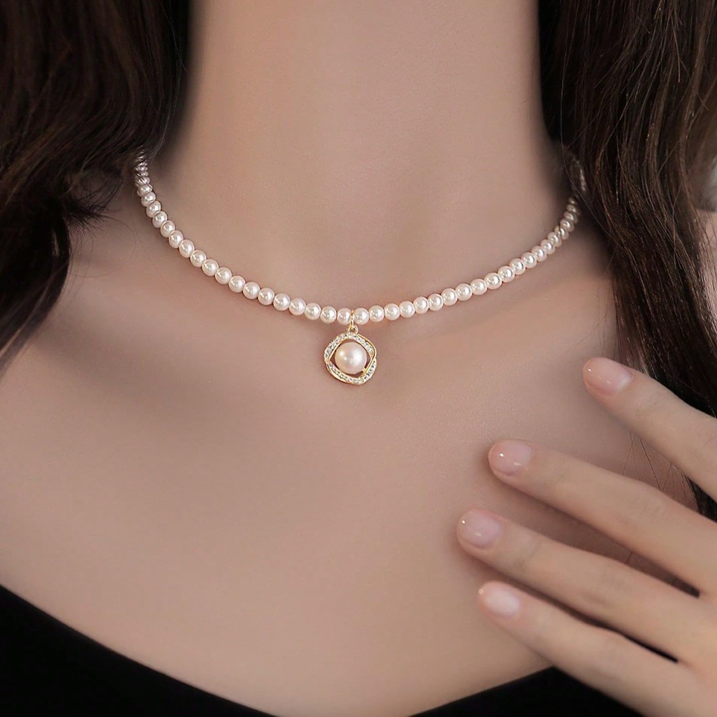 1pc Gold Zircon Water Drop Pendant Necklace, Rotating Micro-inlaid Faux Pearl Choker, Bridal Jewelry for Church Wedding, Dinner, Party & Bridesmaid Accessory