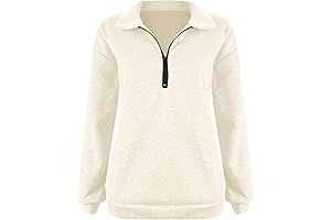 Cozy Winter Essential: Ariana Grande's Oversized Sweatshirt