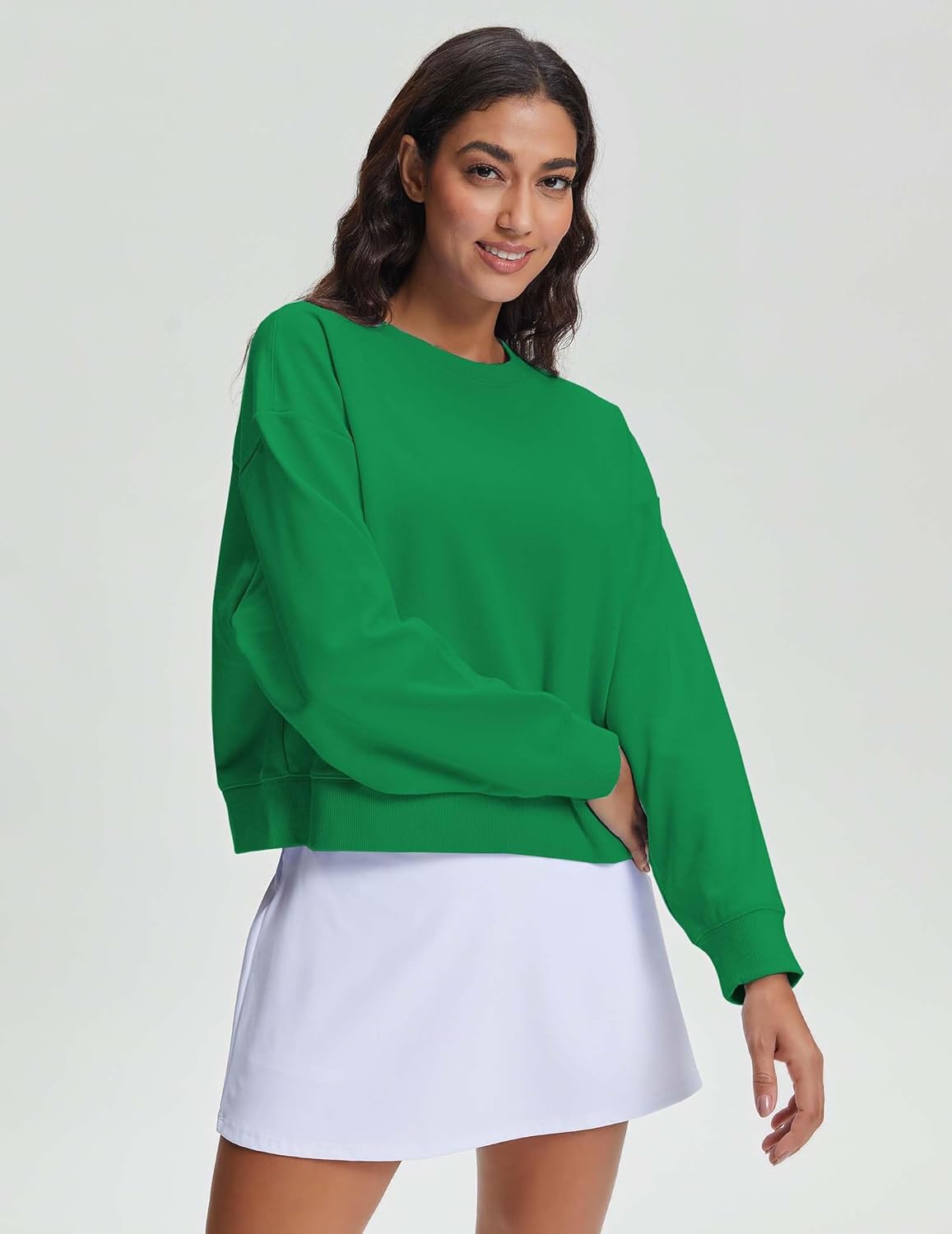 Stelle Cropped Sweatshirts for Women Cotton Long Sleeve Crop Tops Crewneck Pullover Oversized Sweater - Image 2