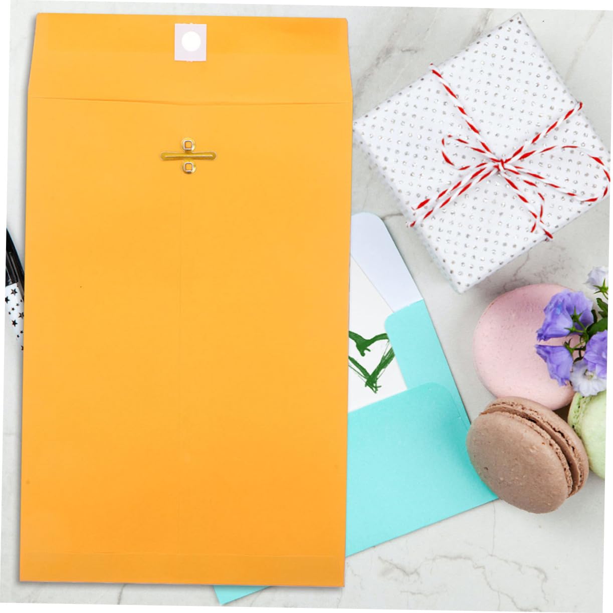 Enveloppe à Fermoir 100 Pièces en Papier Kraft Jaune, Format Mini