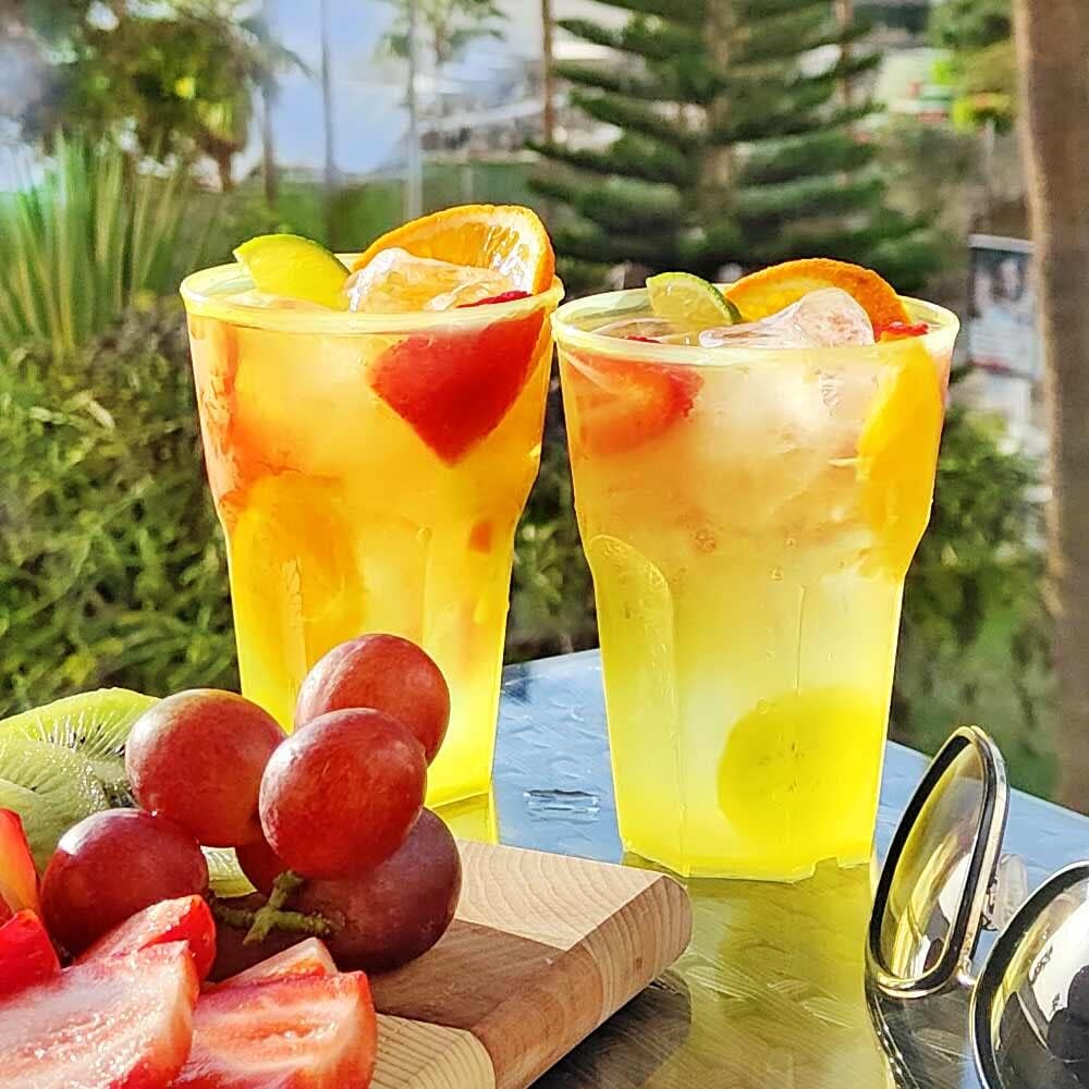 GM 40 Bicchieri Cocktail da 350 ml, Lavabili, Trasparenti Satinati in PP, Infrangibili, Riutilizzabili, per Cocktail, Long Drink, Gin Tonic, Mojito, Aperol Spritz, Feste, Party, Made in Italy
