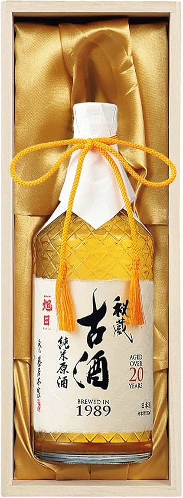 豊饒の地・近江で宮中に御神酒を献納する老舗酒蔵が造る 旭日 秘蔵 長期熟成 特別純米原酒