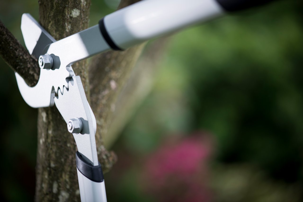 Fiskars Quantum Bypass-Getriebeastschere für frisches Holz, Gehärteter Präzisionsstahl, Länge 64 cm, Schwarz/Orange, L104, 1001438 | Gehärteter Präzisionsstahl, Länge: 64 cm, Schwarz/Orange, L104, 1001438