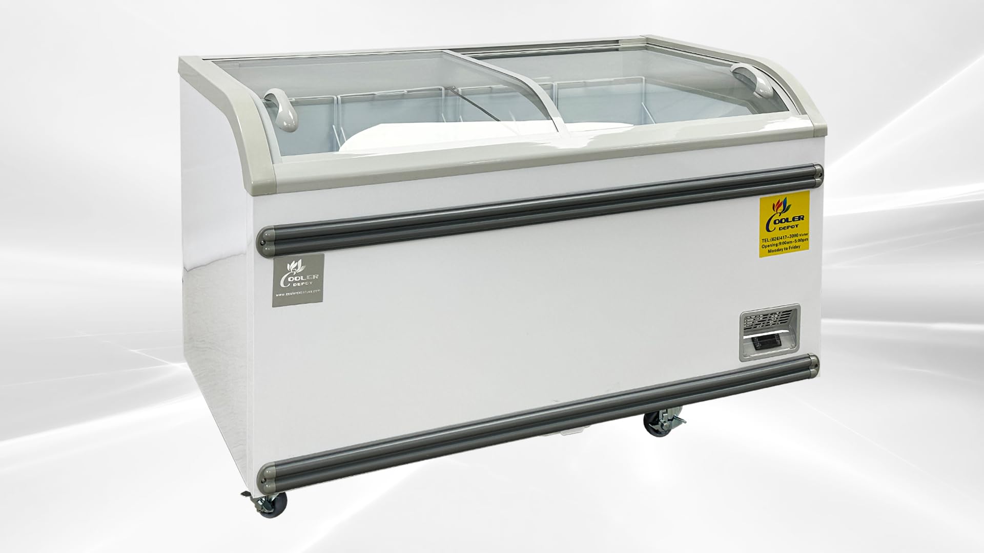 Chest Freezer For Supermarket Glass Sliding Door 58" White Showcase Freezer Curve Display Top W/Storage Baskets - 18 Cu.Ft Sdsc500 on Fridge.com - View 6