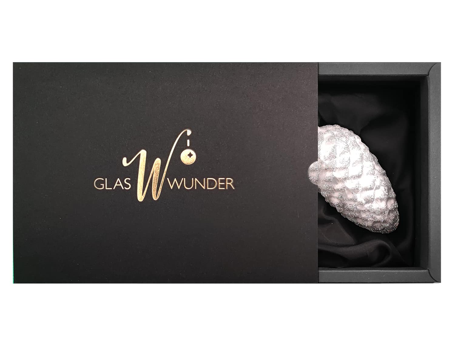 “Snow White iced” – Tannenzapfen | Christbaumschmuck weiß Ice