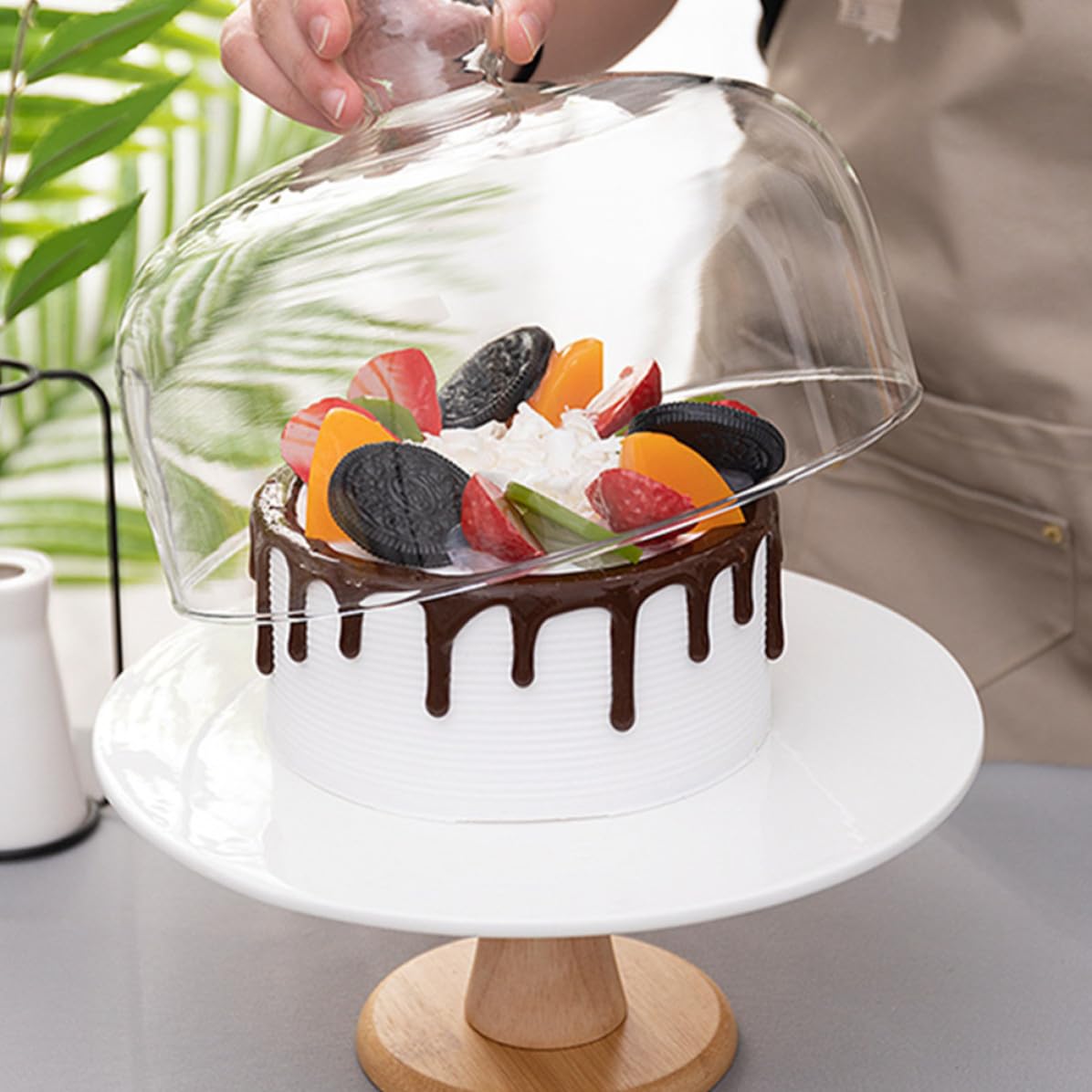 Keramik Tortenständer für Kuchen mit Deckel aus Glas und Desserts
