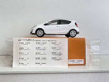 【希少】AQUA X-URBAN カラーサンプル　非売品 ミニカー 1/43 Amazon | 1/30 トヨタ アクア Xアーバン AQUA 中期 X-URBAN