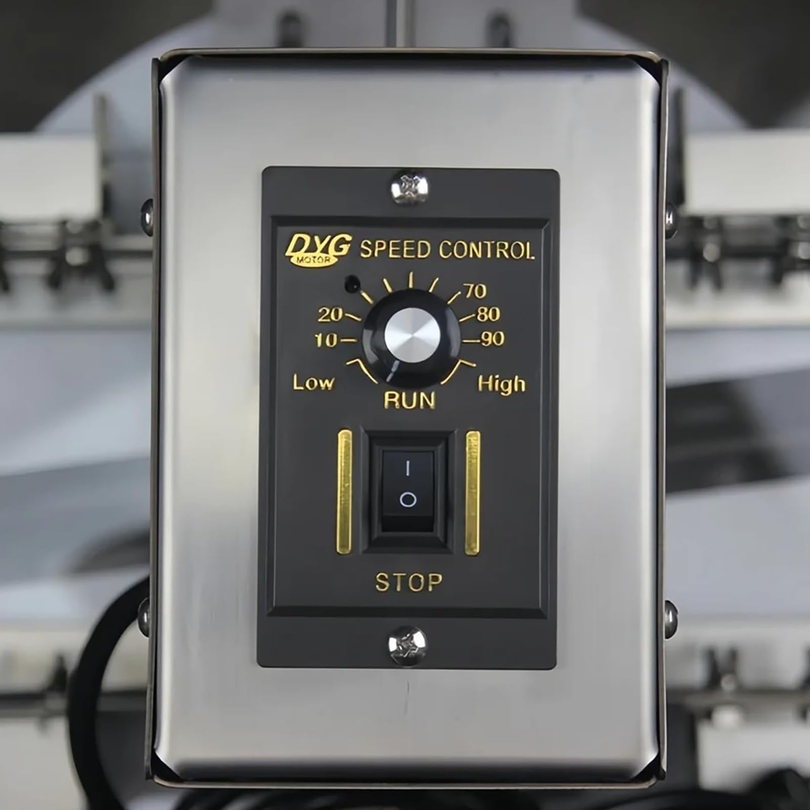 Trancheuse à fromage avec 4 lames pour le rasage du chocolat, machine automatique pour différentes formes, petit copeaux de chocolat