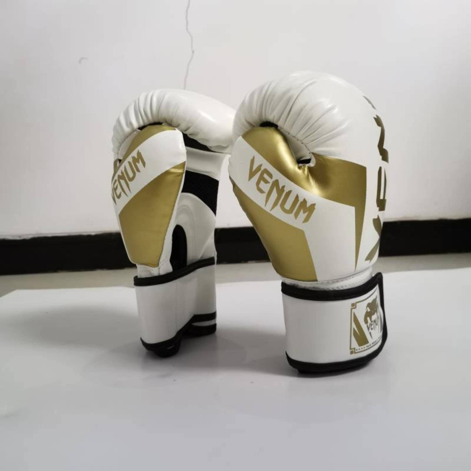 成人拳击手套比赛训练泰拳儿童散打手套比赛训练格斗手套搏击拳套: Buy Online at Best Price in UAE - Amazon.ae