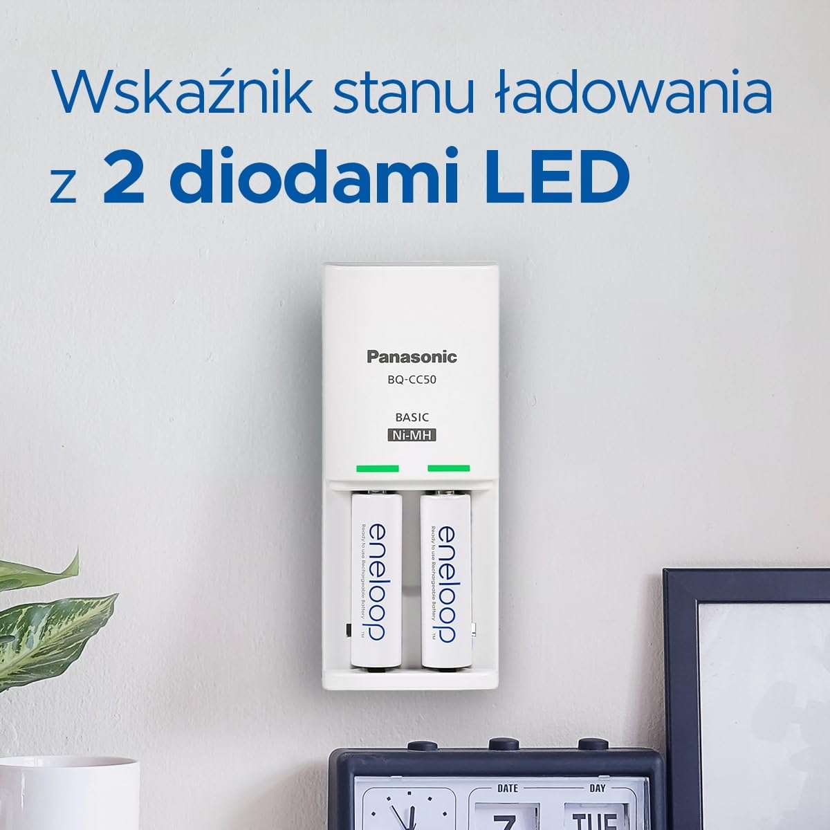 Panasonic eneloop 52050E20ic eneloop Compact do 1–2 akum. AA/AAA Ni-MH z 2 wskaźnikami LED i 6 funkcjami bezpieczeństwa, w zestawie z 2 akumulatorami eneloop AA/Mignon, większa poj. min. 2000 mAh