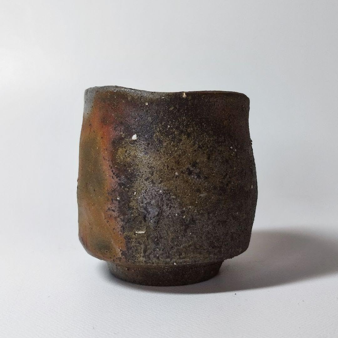 森陶岳 備前 ぐい呑み Amazon.co.jp: 森陶岳 備前 ぐい呑 : ホーム＆キッチン