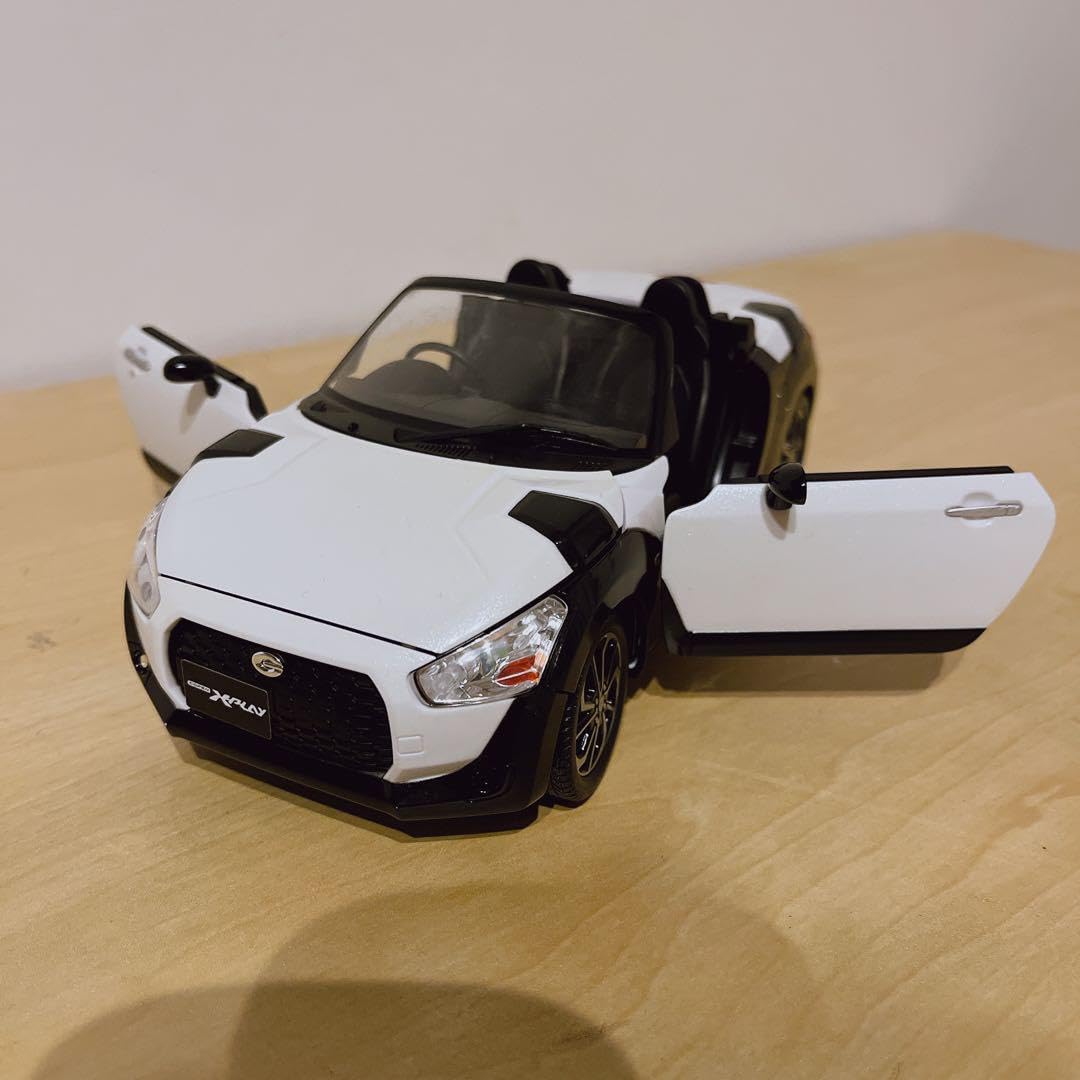 ダイハツ コペン 1/18スケール 模型 非売品】コペンプラモデル（1/18スケール）の作成 - YouTube