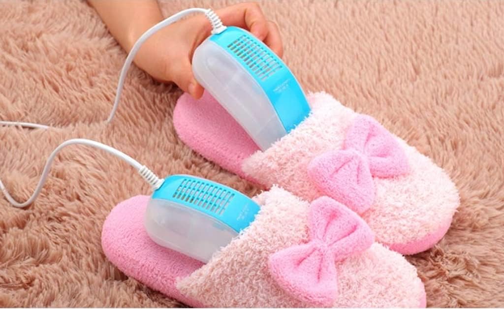Shoe Dryer Heater Deodorizer，Portable Odor Deodorant Dehumidify Shoes Drier Machine for Winter Heating and Warm