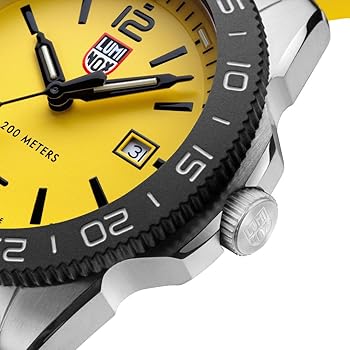 Amazon | Luminox パシフィックダイバー 44mm ダイバーウォッチ